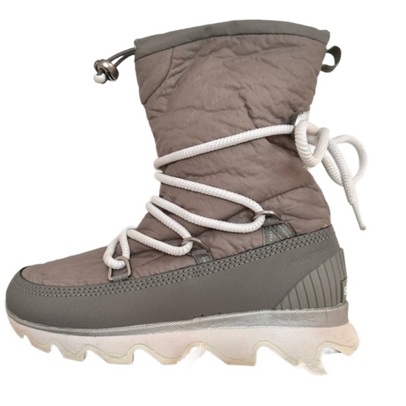 SOREL ~ Women’s Gray and White Winter/Snow Lace-Up Boots w/Fleece Lining size 8 - Picture 5 of 10